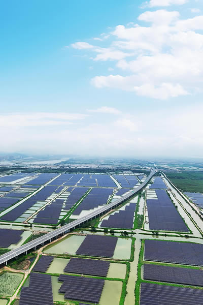 Aquavoltaics Utility-scale Power station （Hezhou North, Zhuhai，China）